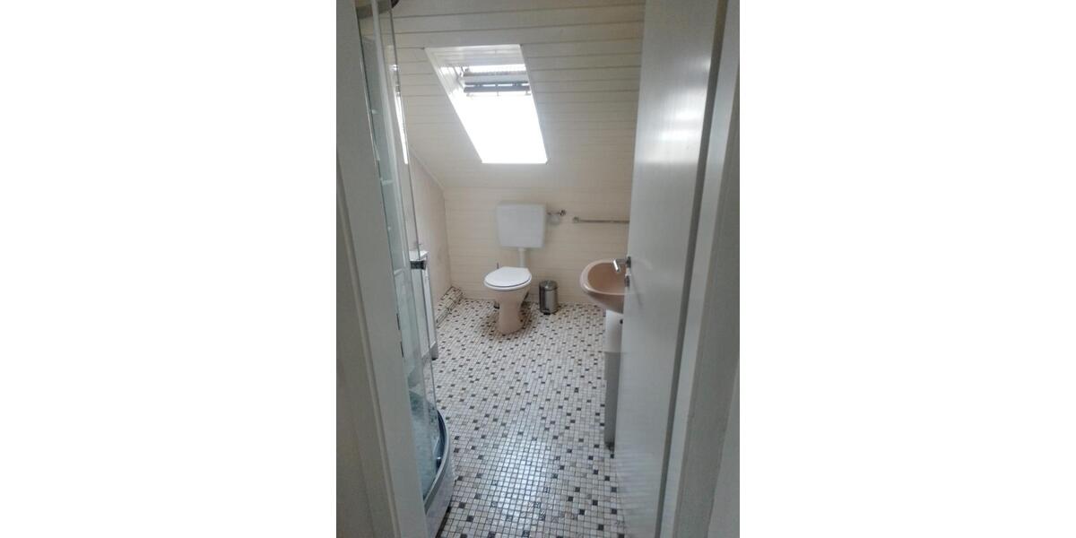 1,5 Zi. DG - WHG zu vermieten 1.5 zimmer