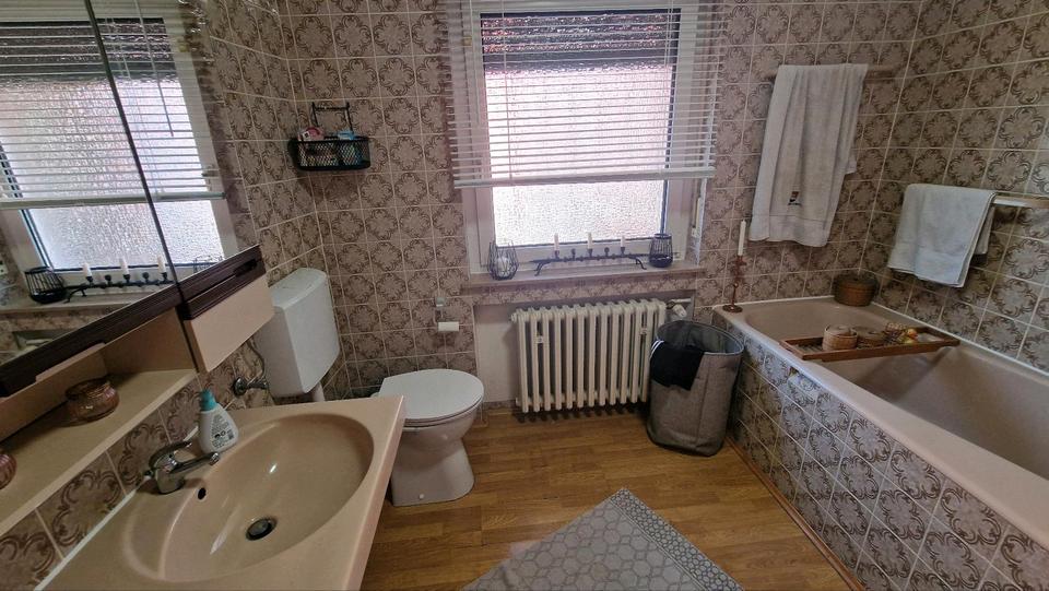 5 Zimmer Erdgeschoss Wohnung 5 zimmer