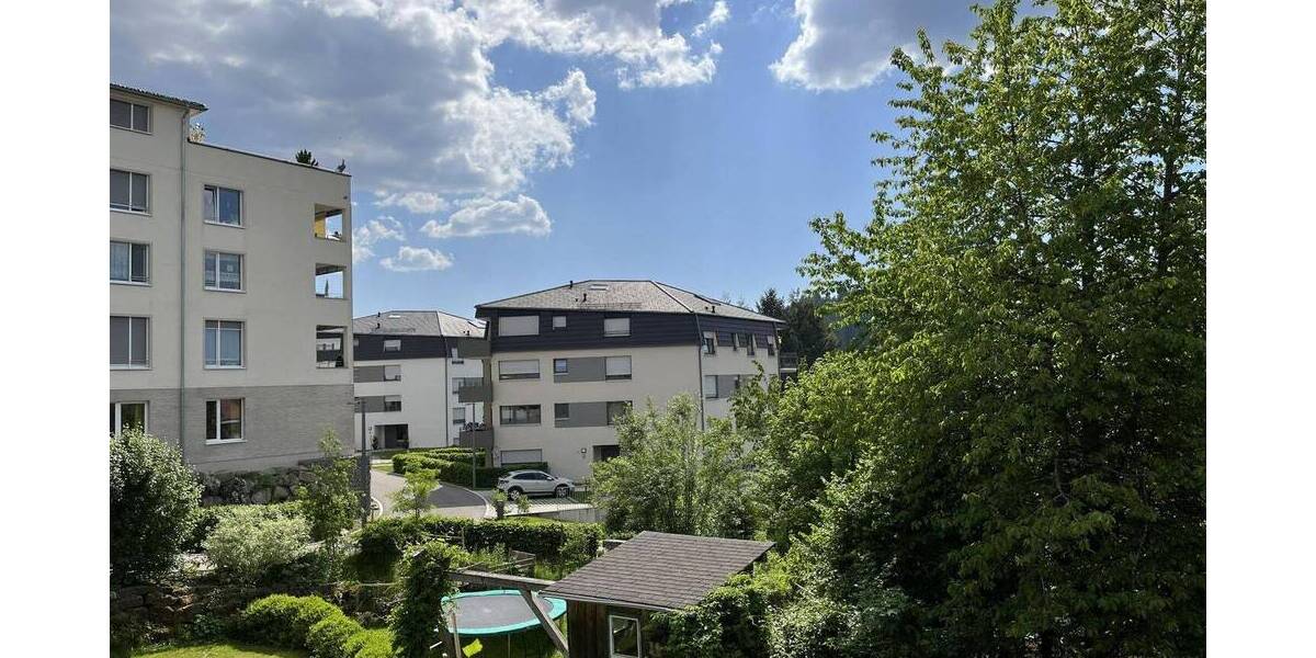 Etagenwohnung Freudenstadt - 3 Zimmer, 94 m&sup2;, 1.025&euro; | Angebot:26753295