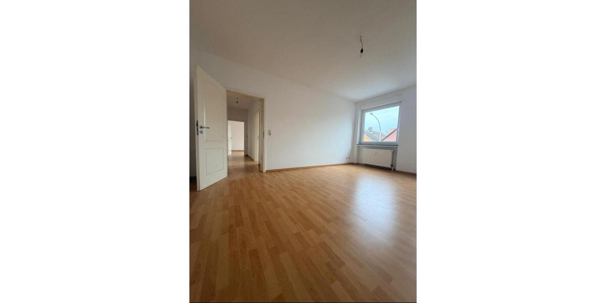 Etagenwohnung Sickte - 4 Zimmer, 110 m&sup2;, 1.090&euro; | Angebot:24625144