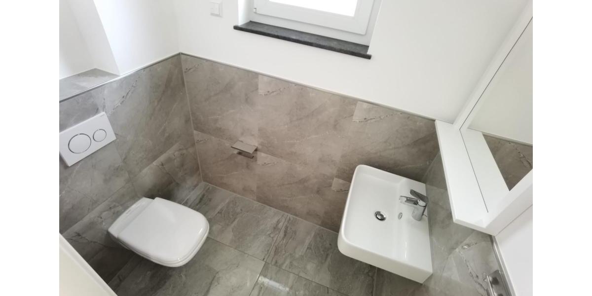 Etagenwohnung Großbettlingen - 4 Zimmer, 128 m&sup2;, 2.100&euro; | Angebot:26478696