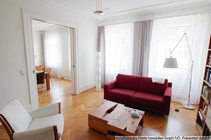 ***Herrliche 175 qm mit großer Veranda und komplett möbliert für 4-4,5 Monate in Freiburg-Wiehre