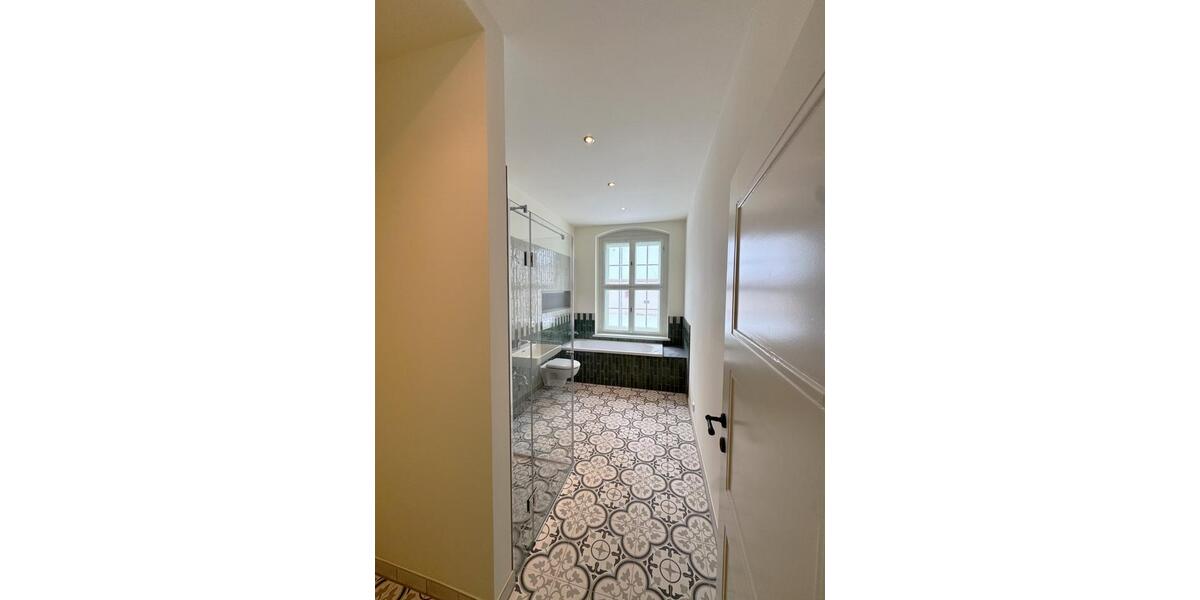 Etagenwohnung Frohburg - 2 Zimmer, 55 m&sup2;, 660&euro; | Angebot:24801617