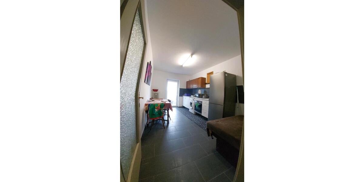 Etagenwohnung Saarbrücken West - 4 Zimmer, 74 m&sup2;, 250&euro; | Angebot:25968192