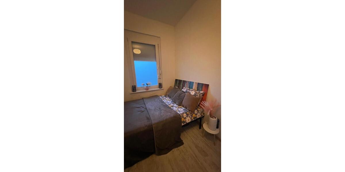 Wohnen auf Zeit Neu-Isenburg Isenburg - 8 Zimmer, 11 m&sup2;, 510&euro; | Angebot:26525628