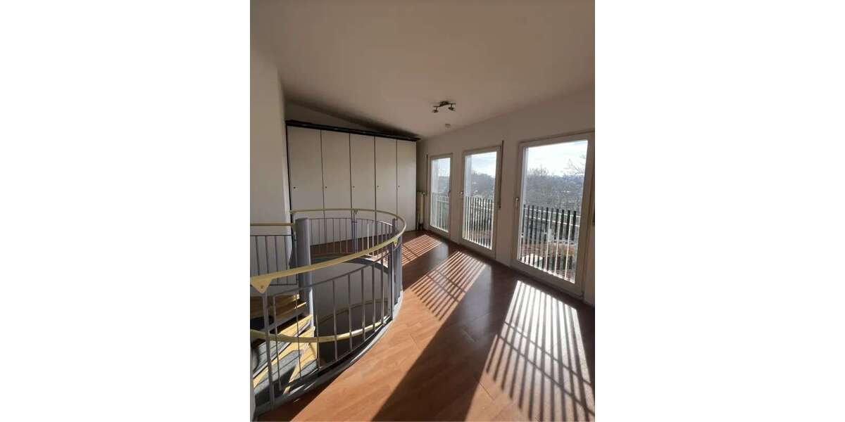 Etagenwohnung Ludwigshafen am Rhein - Rheingönheim Rheingönheim - 2.5 Zimmer, 78 m&sup2;, 1.045&euro; | Angebot:27248558