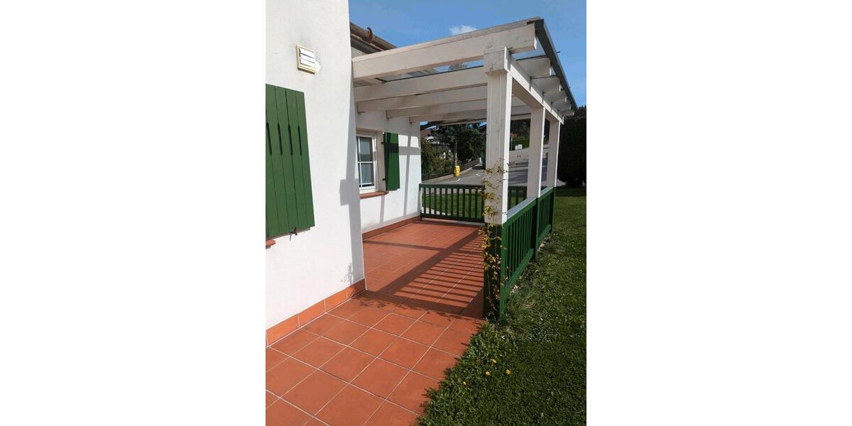 Erdgeschoßwohnung Memmingen - 4 Zimmer, 160 m&sup2;, 1.400&euro; | Angebot:26072112