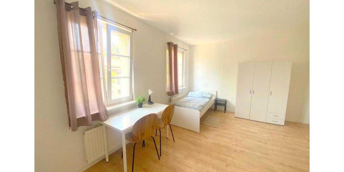 Wohnen auf Zeit Meerane - 2 Zimmer, 56 m&sup2;, 1.600&euro; | Angebot:12812640