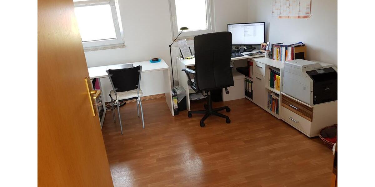 Dachgeschoßwohnung Senftenberg - 3 Zimmer, 60 m&sup2;, 360&euro; | Angebot:25056523