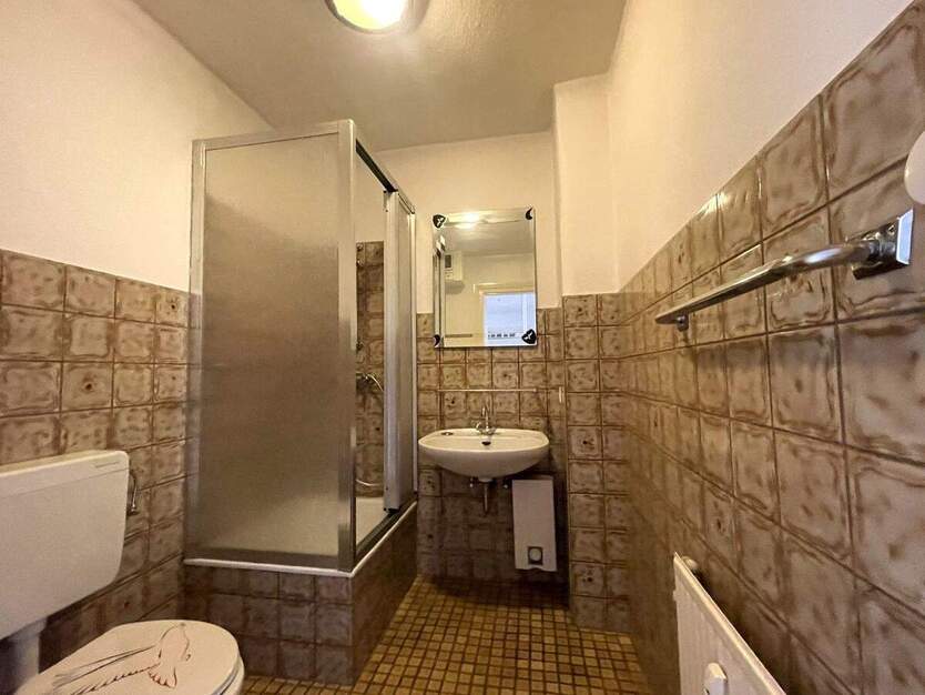 2- Zimmer Dachgeschoss - Altbauwohnung auf der Westlichen Höhe 2 zimmer