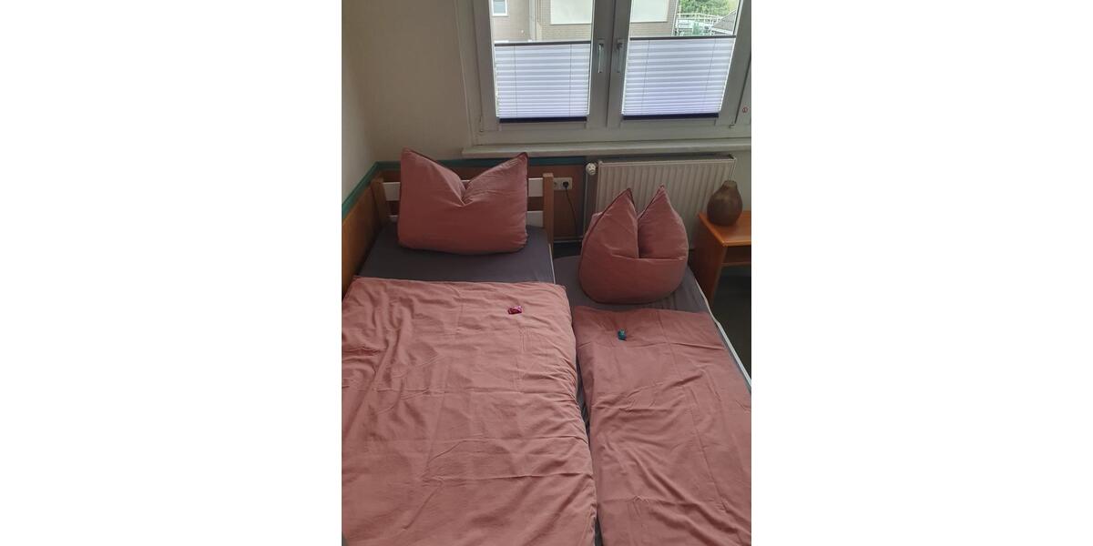 Wohnen auf Zeit Schwerin Friedrichsthal - 4 Zimmer, 85 m&sup2;, 30&euro; | Angebot:14034713