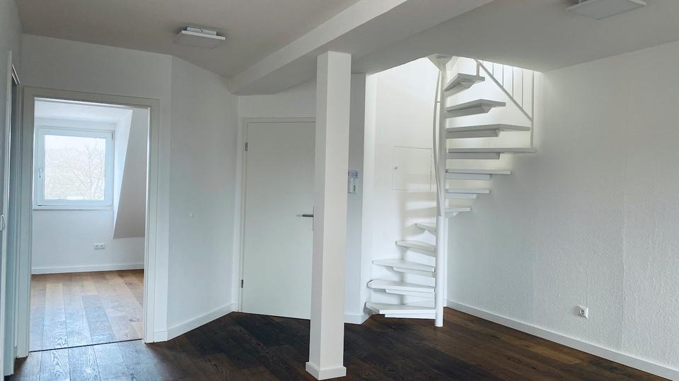 Maisonettenwohnung Bad Lippspringe - 2.5 Zimmer, 85 m&sup2;, 800&euro; | Angebot:25054617