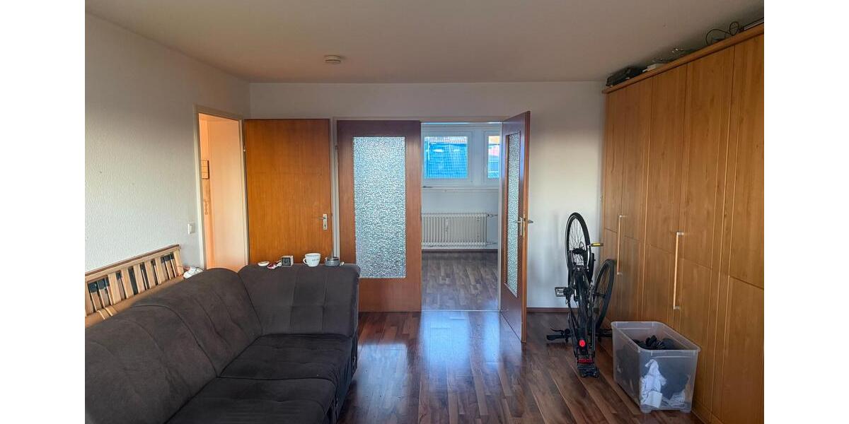 Helle 4-Zimmer-Wohnung im DG 4 zimmer