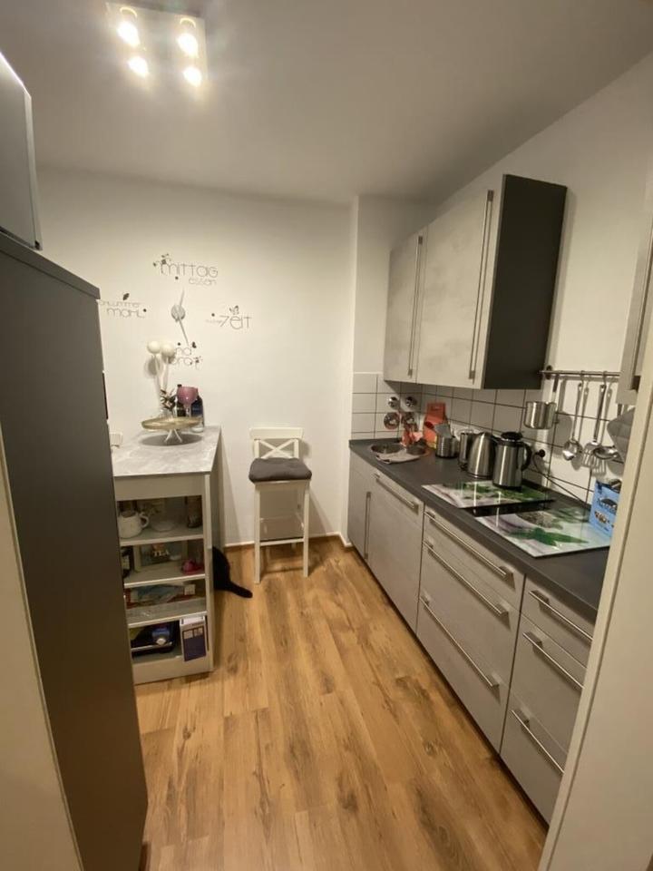 Bei VIVAWEST die Sonnenstrahlen auf dem eigenen Balkon genießen. 2 zimmer