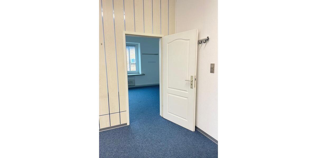 40m2 Büro im kleinem Handwerkerhof zimmer