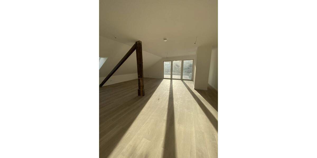 Etagenwohnung Herten / Westerholt Westerholt - 3 Zimmer, 135 m&sup2;, 1.450&euro; | Angebot:23301839