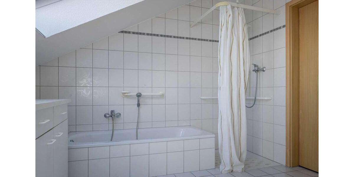 Seniorenwohnung mit Balkon, Klima, Aufzug und Serviceangebot 2 zimmer