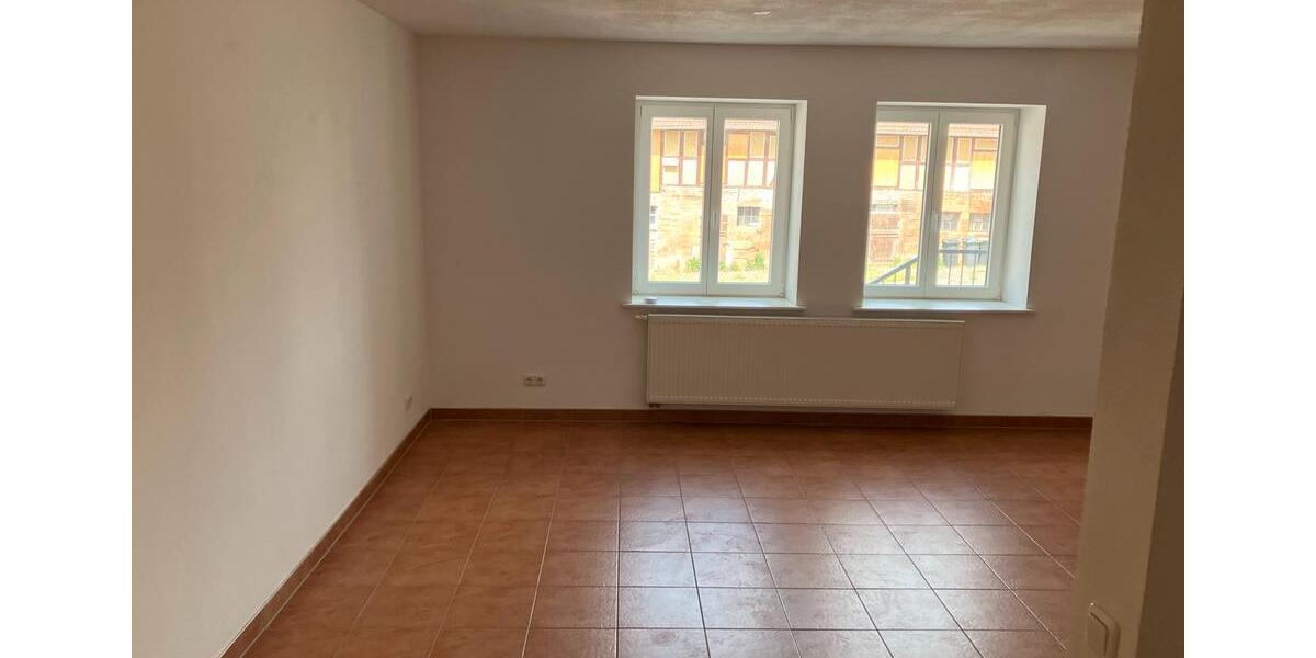 Hochparterre Marburg Marbach - 4 Zimmer, 90 m&sup2;, 1.300&euro; | Angebot:26654343