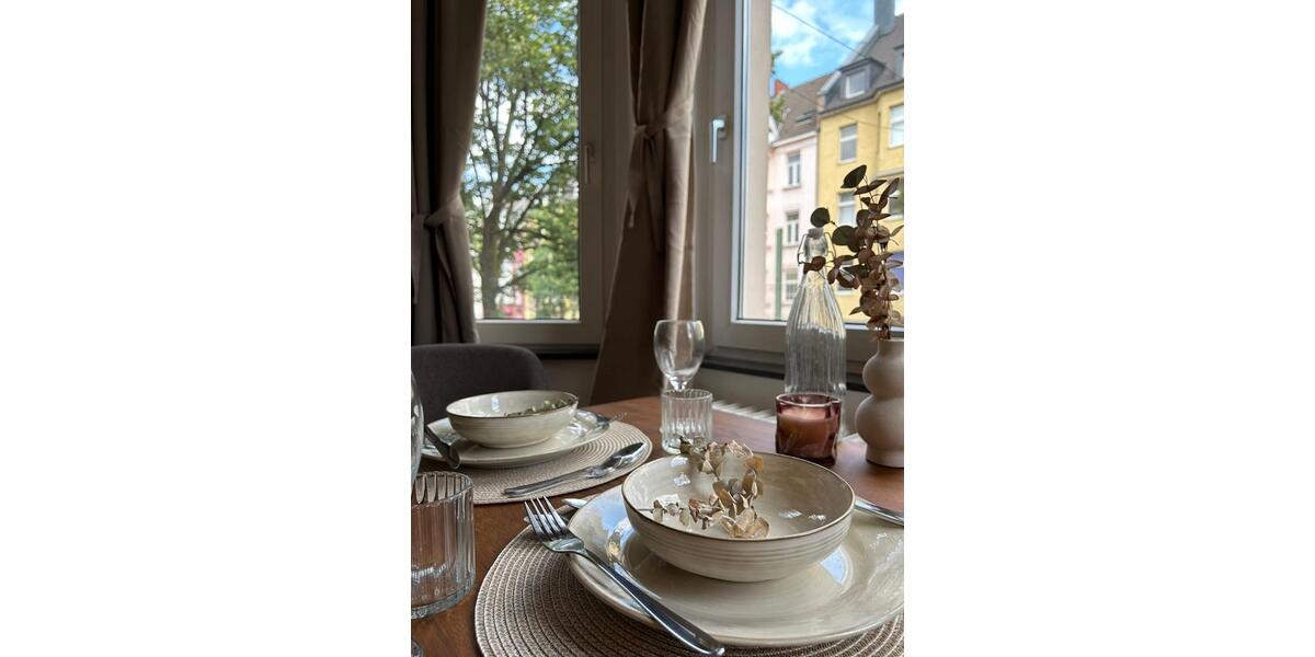 Wohnen auf Zeit Düsseldorf Oberbilk - 1 Zimmer, 42 m&sup2;, 1.250&euro; | Angebot:24477381