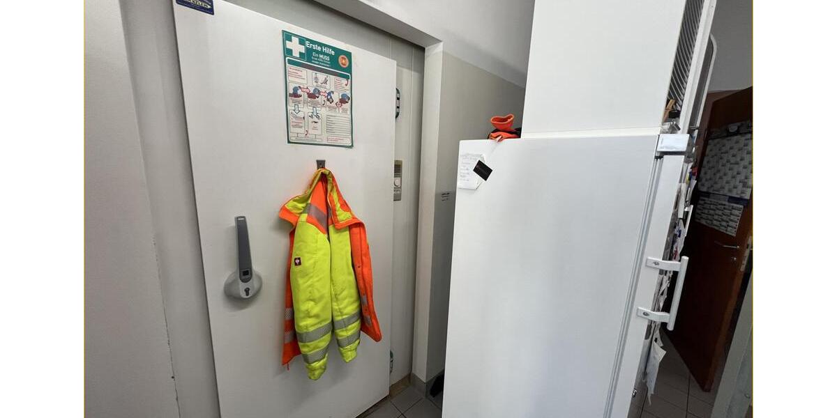 Gewerbeobjekt Hohenbrunn - 2.100&euro; | Angebot:25887141