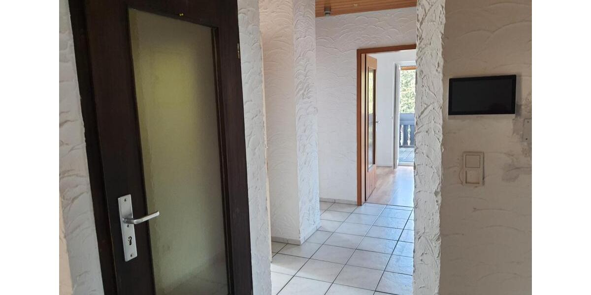 Dachgeschoßwohnung Witzenhausen - 4 Zimmer, 100 m&sup2;, 650&euro; | Angebot:26221962