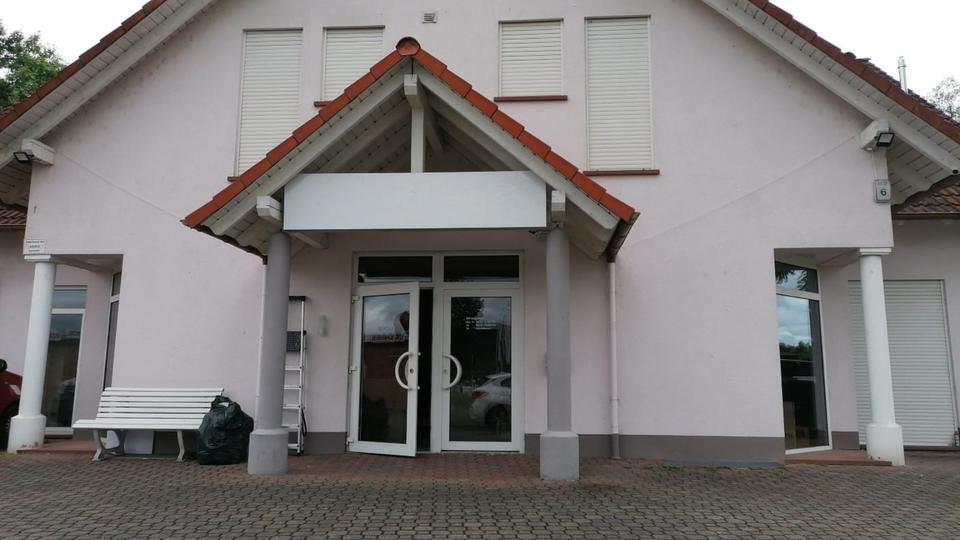 Buero , Gewerberaum in Elsenfeld -Bestlage zu vermieten !