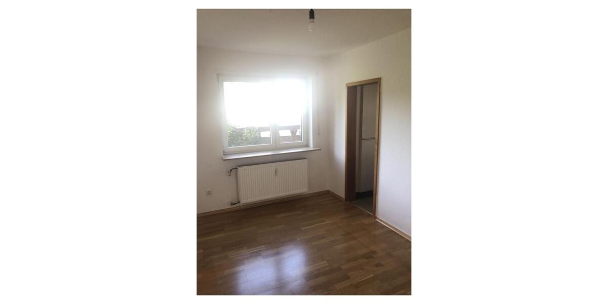 Erdgeschoßwohnung Weisenheim am Sand - 4 Zimmer, 90 m&sup2;, 925&euro; | Angebot:26476604