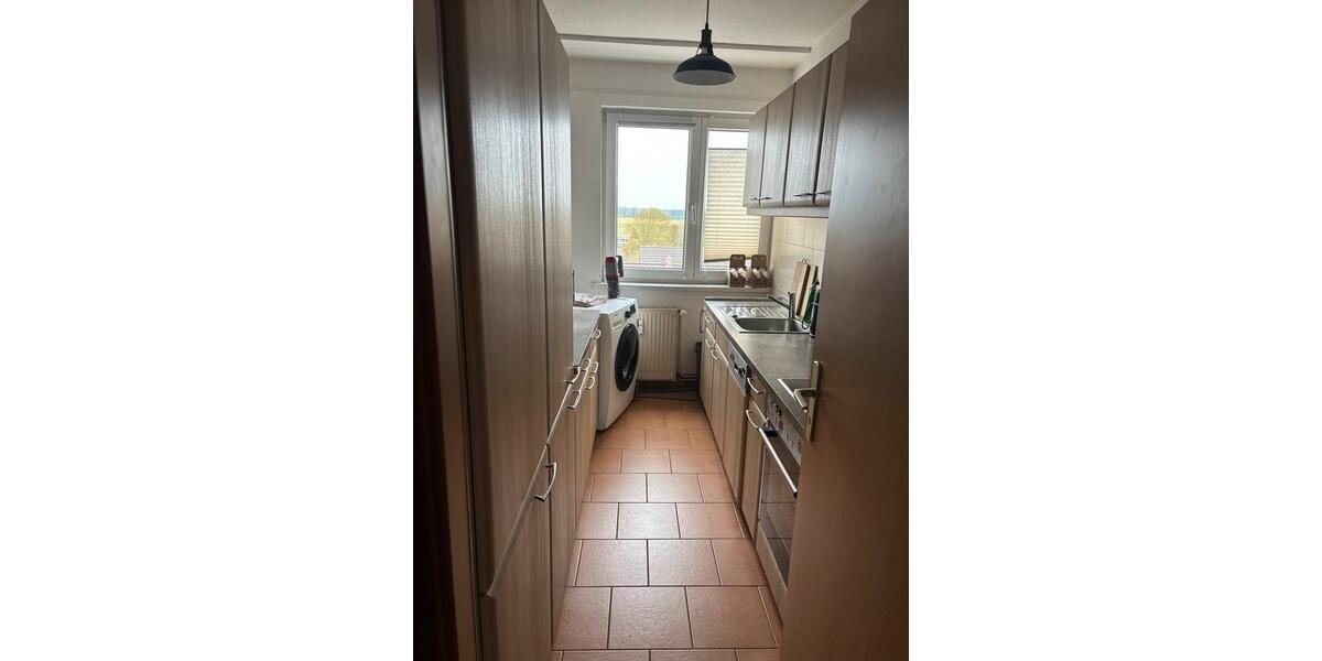 Etagenwohnung Neubrandenburg - 3 Zimmer, 63 m&sup2;, 570&euro; | Angebot:26170755