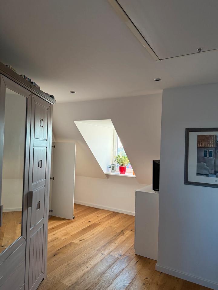 Renovierte Maisonetten Wohnung 102 Quadratmeter mit Balkon zimmer