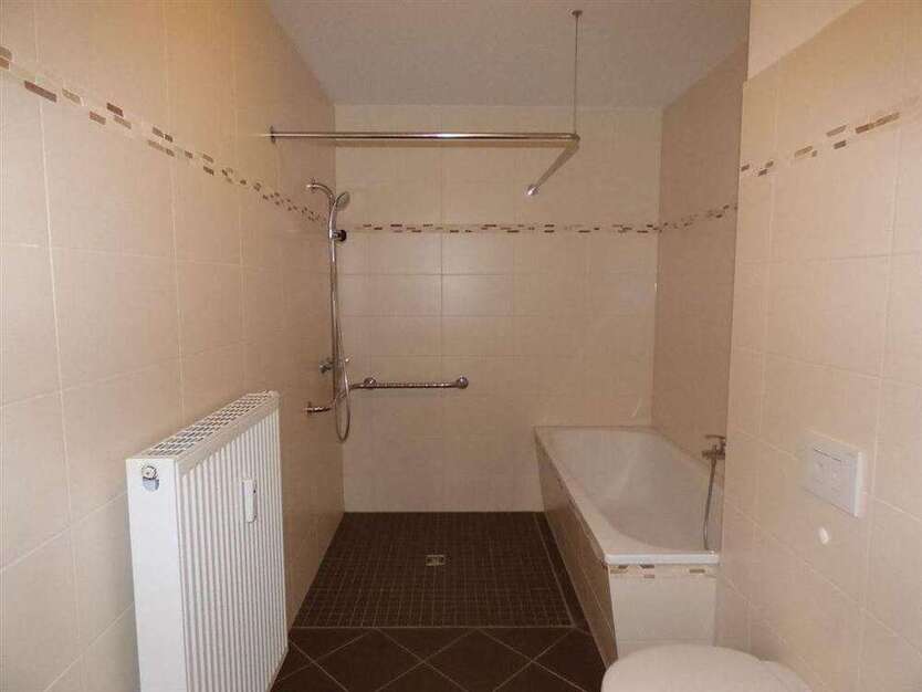 Wohnung zum Mieten in Chemnitz 425 € 73.32 m²