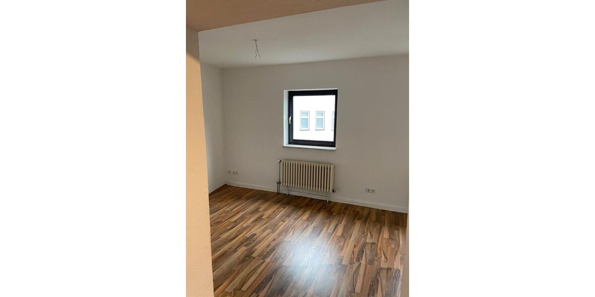 Etagenwohnung Schmalkalden - 3 Zimmer, 94 m&sup2;, 650&euro; | Angebot:26647267