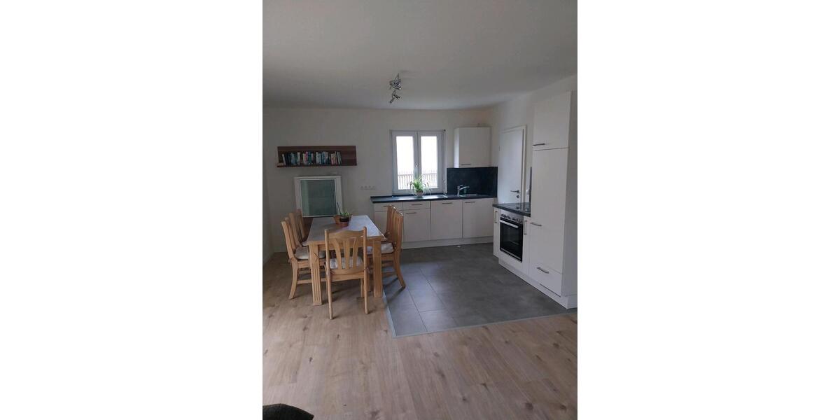 Wohnen auf Zeit Schlüsselfeld - 3 Zimmer, 65 m&sup2;, 400&euro; | Angebot:25815594