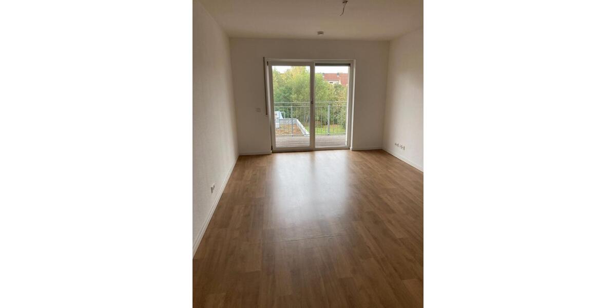 Etagenwohnung Radeberg - 1 Zimmer, 31 m&sup2;, 295&euro; | Angebot:25997174