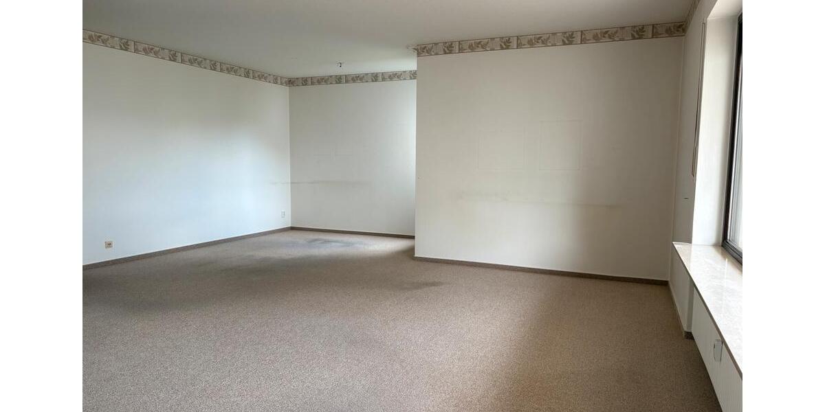 Etagenwohnung Bad Salzuflen - 3 Zimmer, 90 m&sup2;, 990&euro; | Angebot:26679297