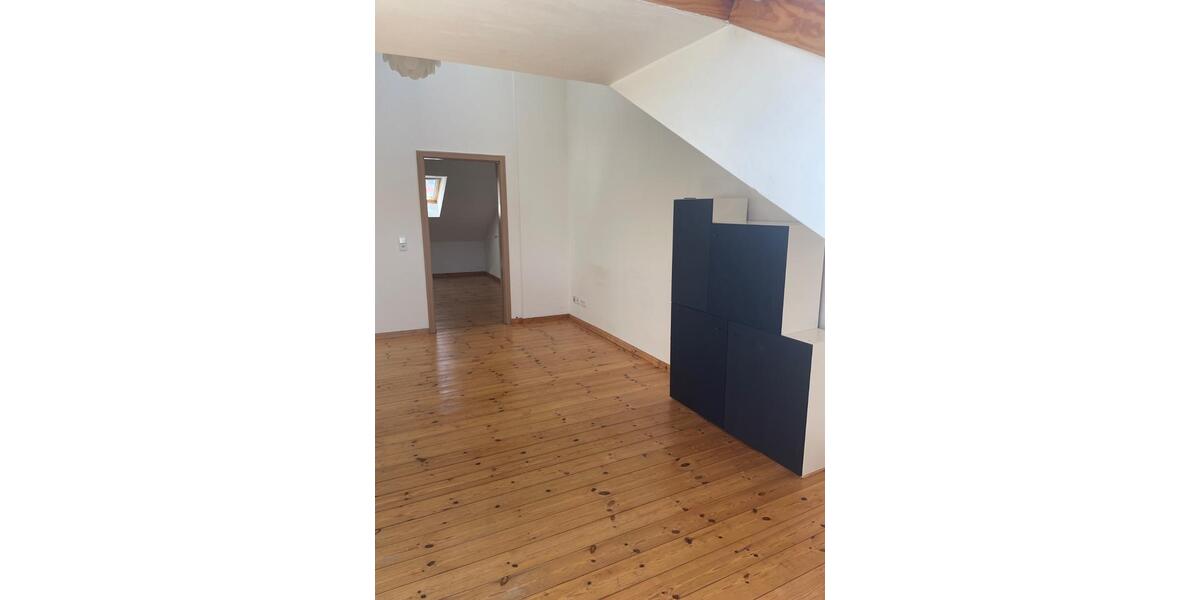 Dachgeschoßwohnung Neuruppin - 1.5 Zimmer, 60 m&sup2;, 539&euro; | Angebot:25996186