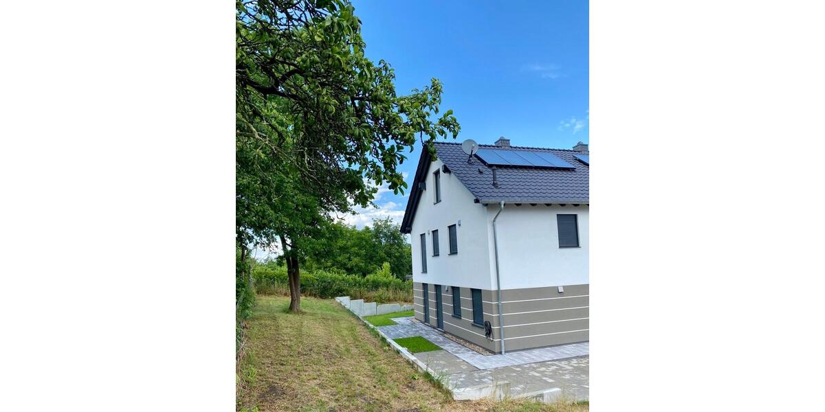 Doppelhaushälfte Werder (Havel) - 4 Zimmer, 130 m&sup2;, 1.800&euro; | Angebot:25161297