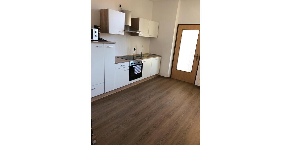 Wohnen auf Zeit Edenkoben - 7 Zimmer, 15 m&sup2;, 380&euro; | Angebot:24752834