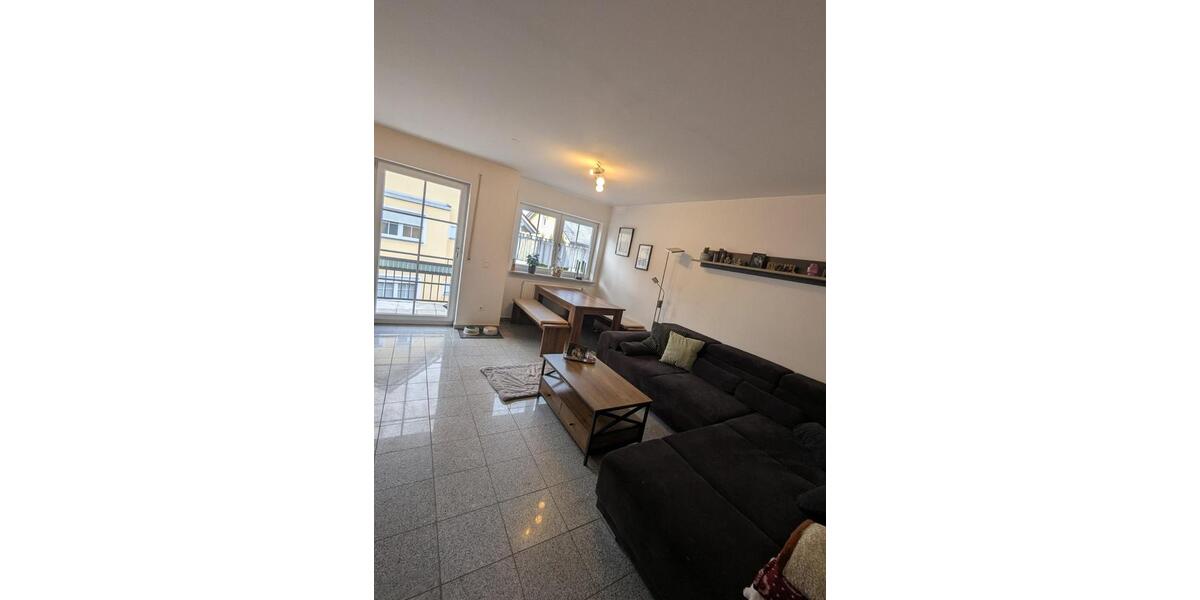 3-Zimmer-Wohnung mit Balkon, 94486 OsterhofenAltenmarkt 3 zimmer