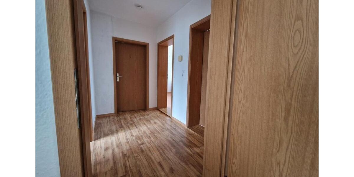 Erdgeschoßwohnung Frohburg - 2 Zimmer, 55 m&sup2;, 327&euro; | Angebot:26453395