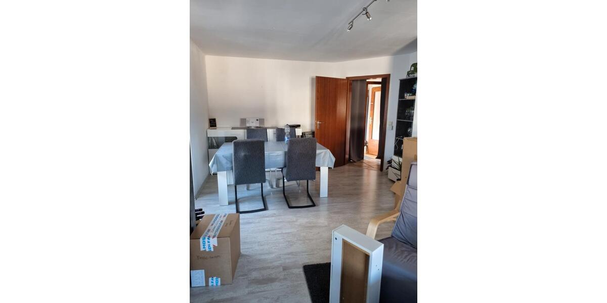 Etagenwohnung Dillingen (Saar) - 4 Zimmer, 120 m&sup2;, 710&euro; | Angebot:25977448