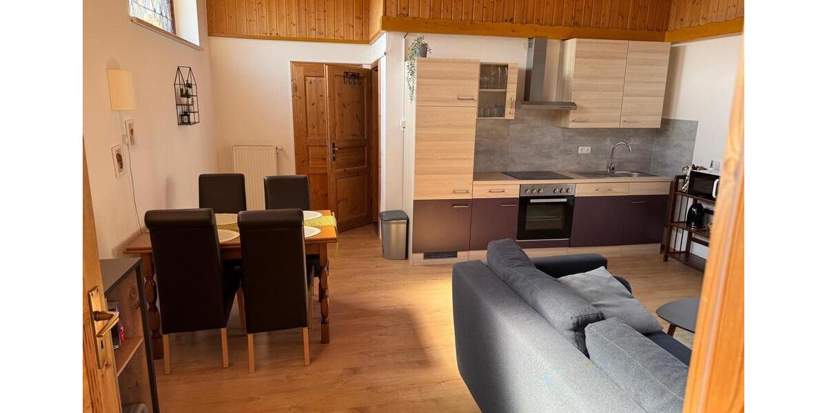 Erdgeschoßwohnung Suhl Schmiedefeld am Rennsteig - 2 Zimmer, 45 m&sup2;, 400&euro; | Angebot:25855490