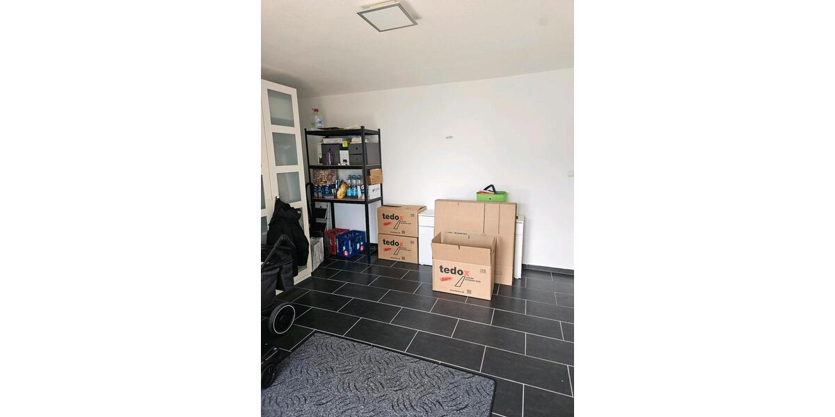 Erdgeschoßwohnung Lehrte - 3 Zimmer, 105 m&sup2;, 1.100&euro; | Angebot:25963593