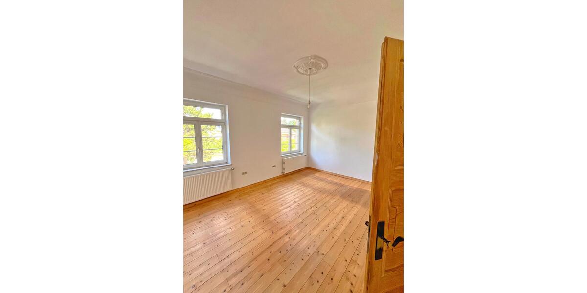 Etagenwohnung Hargesheim - 4 Zimmer, 123 m&sup2;, 1.350&euro; | Angebot:25980208