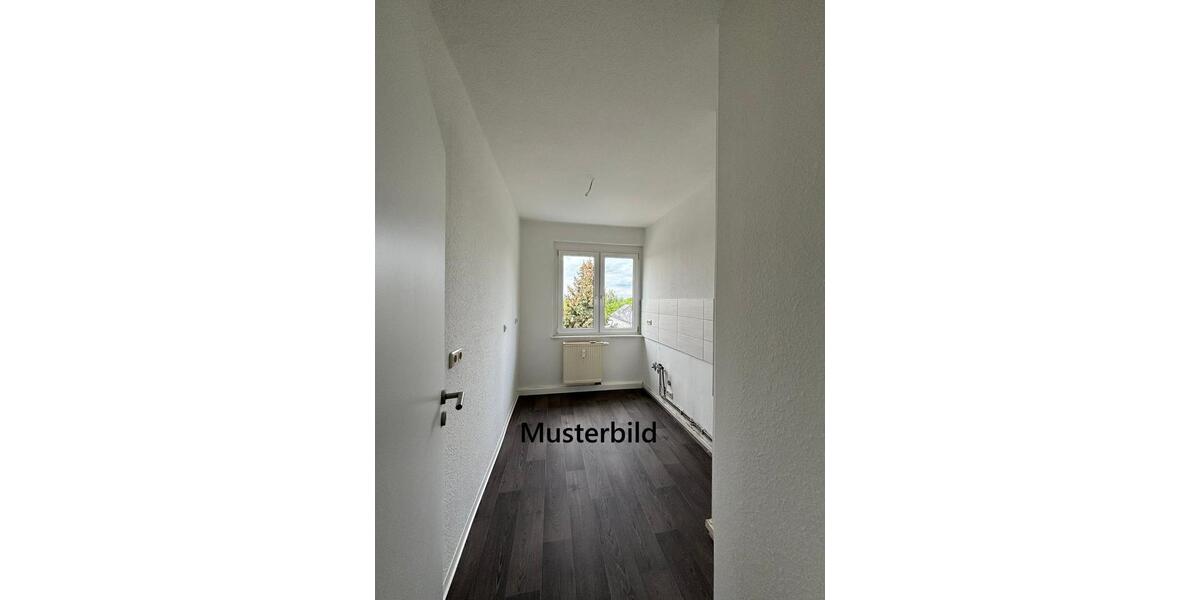 Etagenwohnung Gräfenhainichen - 3 Zimmer, 59 m&sup2;, 400&euro; | Angebot:26490790