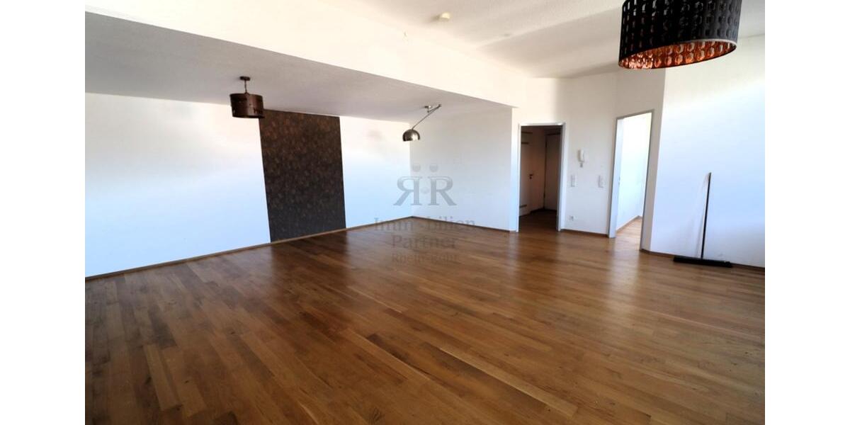 Dachgeschoßwohnung Voerde (Niederrhein) - 4 Zimmer, 120 m&sup2;, 1.056&euro; | Angebot:25852214