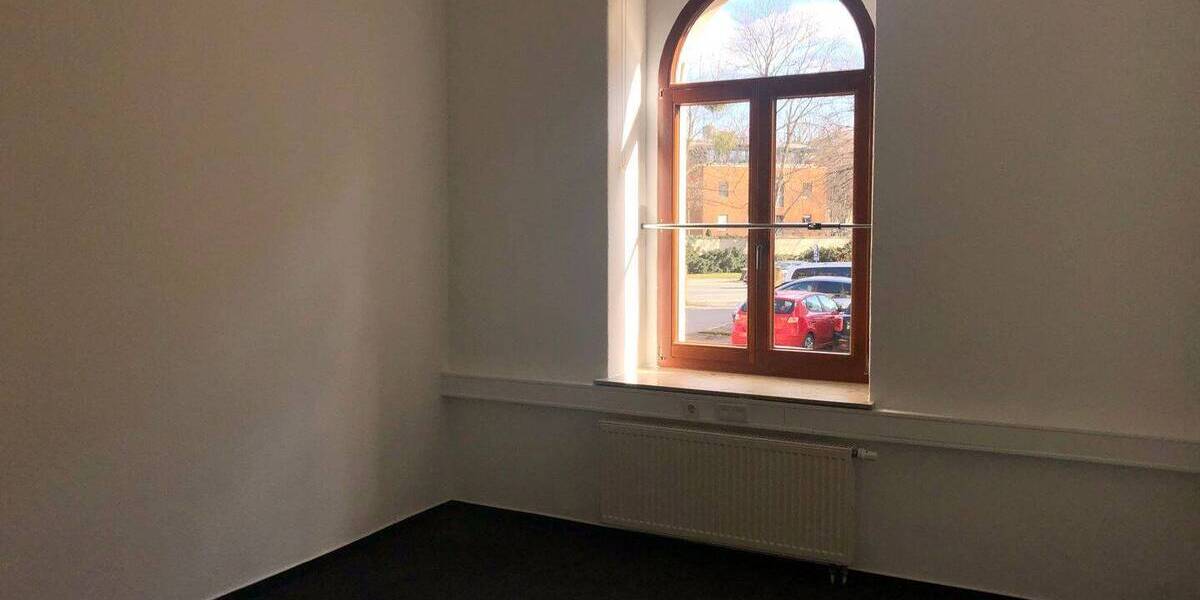 Mehrfamilienhaus, Wohnhaus Dresden Innere Neustadt - 4 Zimmer, 98 m&sup2;, 1.110&euro; | Angebot:26596276