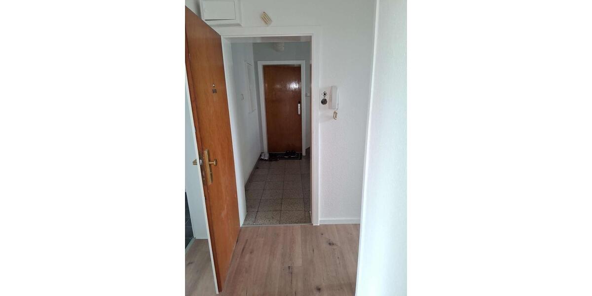 Etagenwohnung Mönchengladbach Süd - 2 Zimmer, 66 m&sup2;, 520&euro; | Angebot:26492227