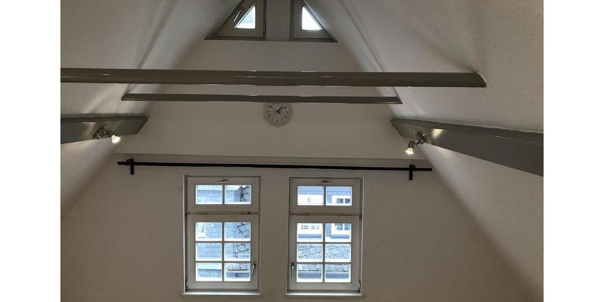 Dachgeschoßwohnung Herborn - 1 Zimmer, 39 m&sup2;, 350&euro; | Angebot:25117997