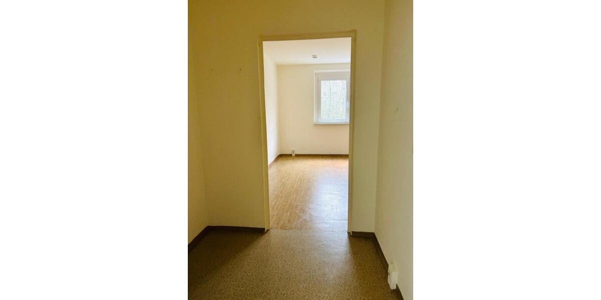 Etagenwohnung Suhl - 1 Zimmer, 25 m&sup2;, 120&euro; | Angebot:24700769