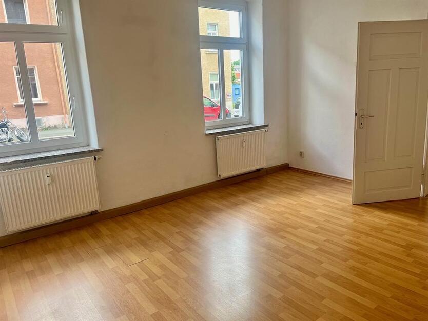 Helle 2-Raum-Wohnung mit Dusche